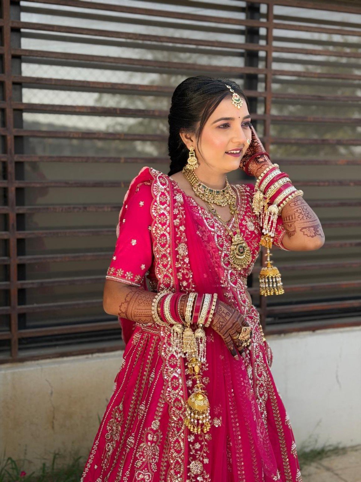 Shrungar Beauty Parlour bridal work